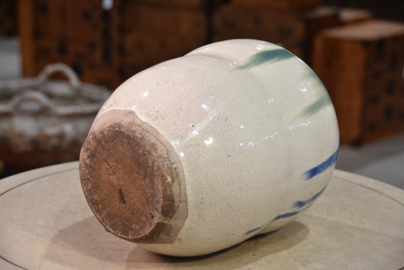 Shigaraki Tsubo Urn Width:220mm - Image 3