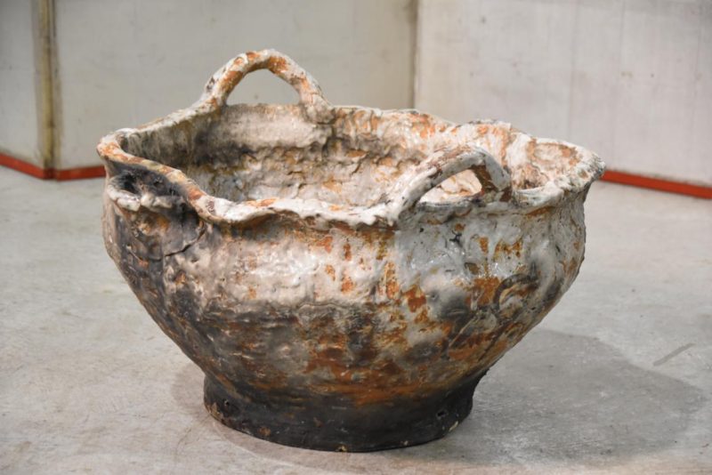 Shino Pottery Garden Basin Width:530mm - Image 11