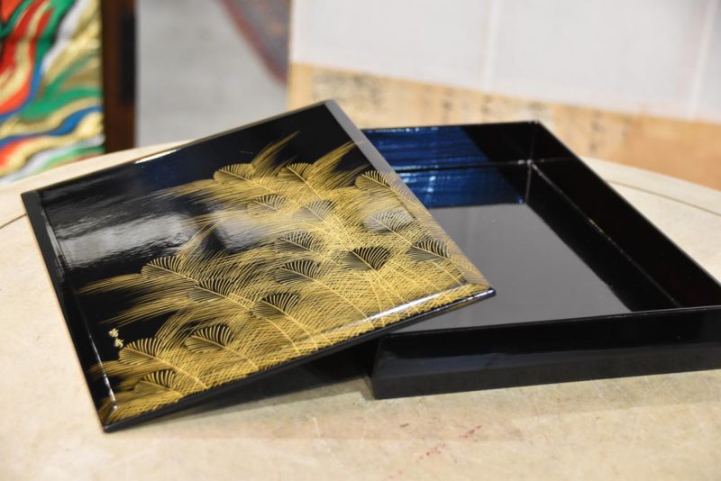 Suzuri Bako Lacquered Writing Box Width:275mm - Image 5