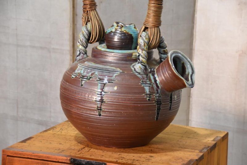 Large Shigaraki Pottery Teapot Width:470mm - Image 2