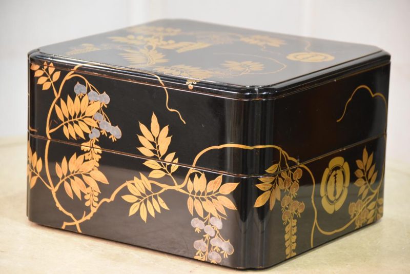 Antique Jubako Lacquered Stacking Box Width:230mm - Image 2