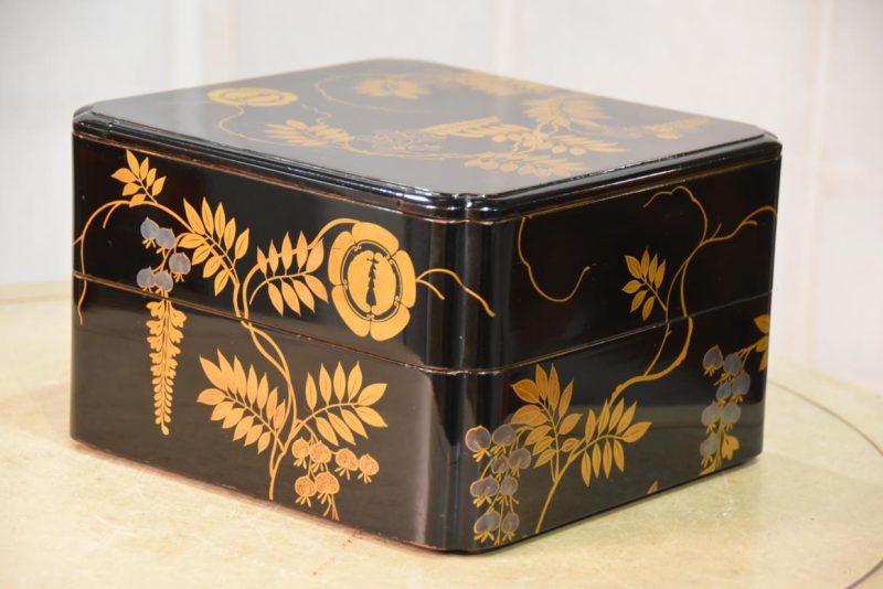 Antique Jubako Lacquered Stacking Box Width:230mm - Image 10