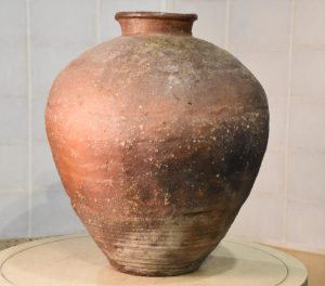 Shigaraki Chatsubo Urn for Dry Tea Width:400mm