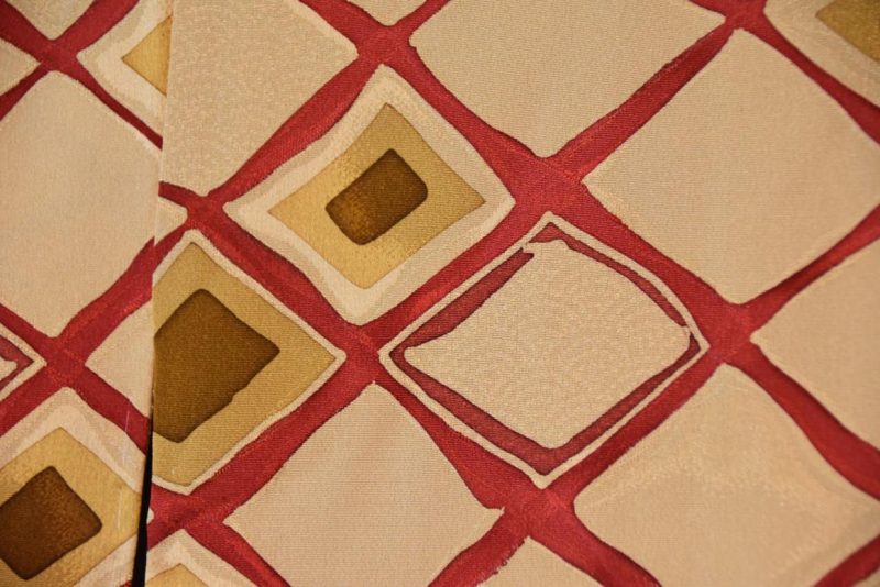 1950's Geometric Design Silk Vintage Haori Jacket - Image 5