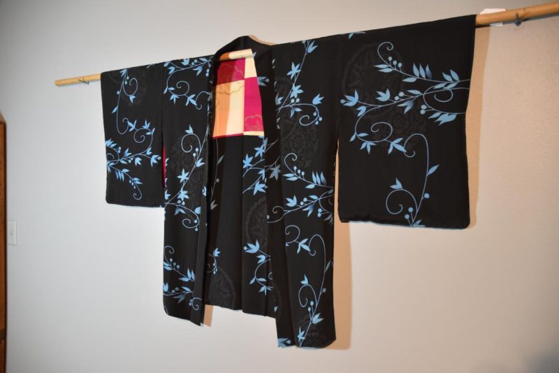 Soft Silk Vintage Haori Jacket - Image 4
