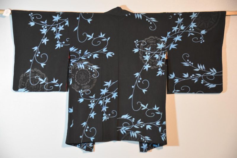 Soft Silk Vintage Haori Jacket - Image 3
