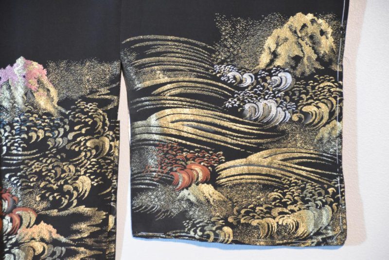 Vintage Silk and Metallic Thread Haori Jacket - Image 6