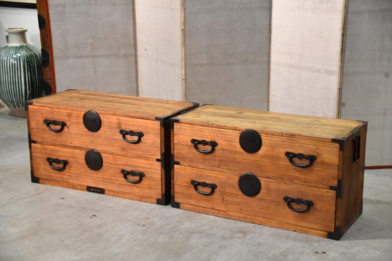 Antique Clothing Chest on Chest Width:960mm - Image 4