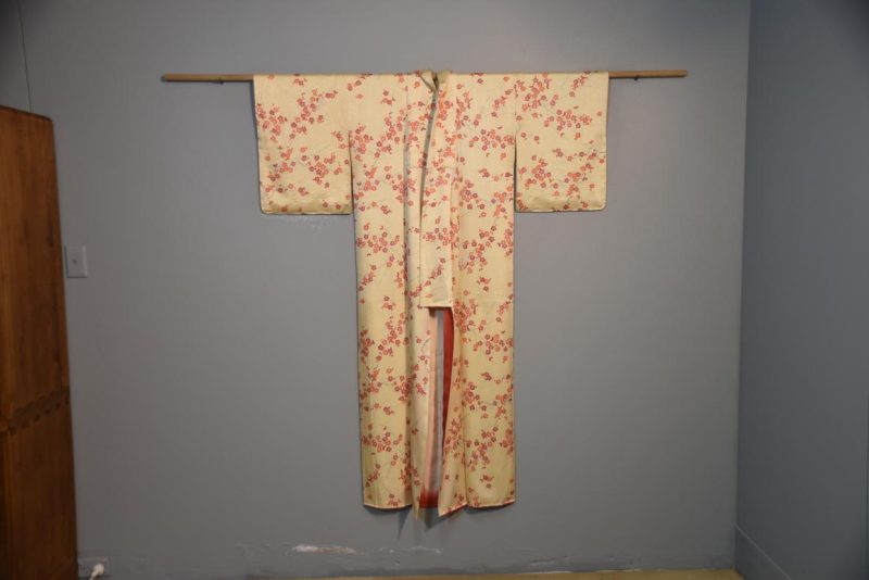 Cherry Blossom Design Vintage Silk Kimono - Image 7