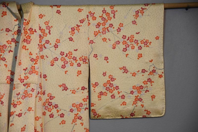 Cherry Blossom Design Vintage Silk Kimono - Image 5