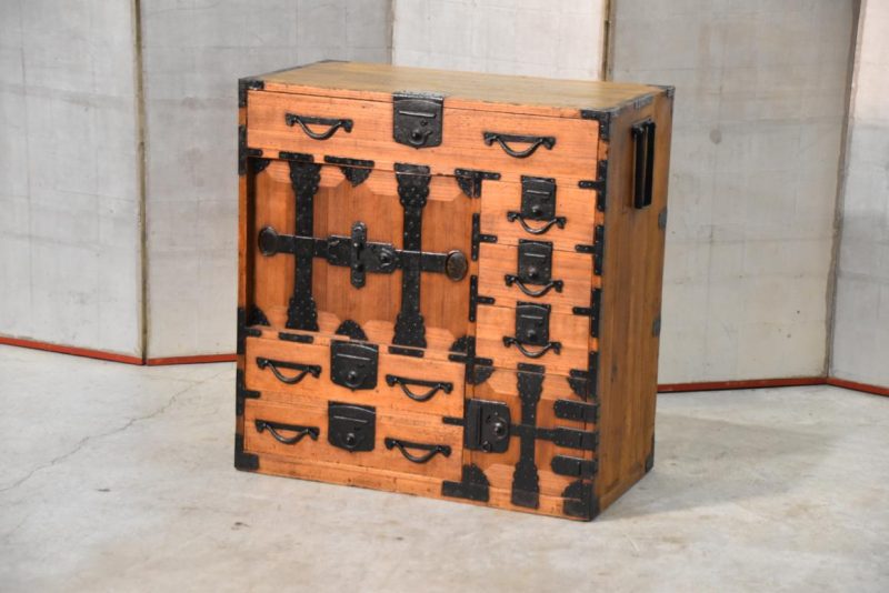 Edo Period Tokyo Region Merchant Chest Width:790mm