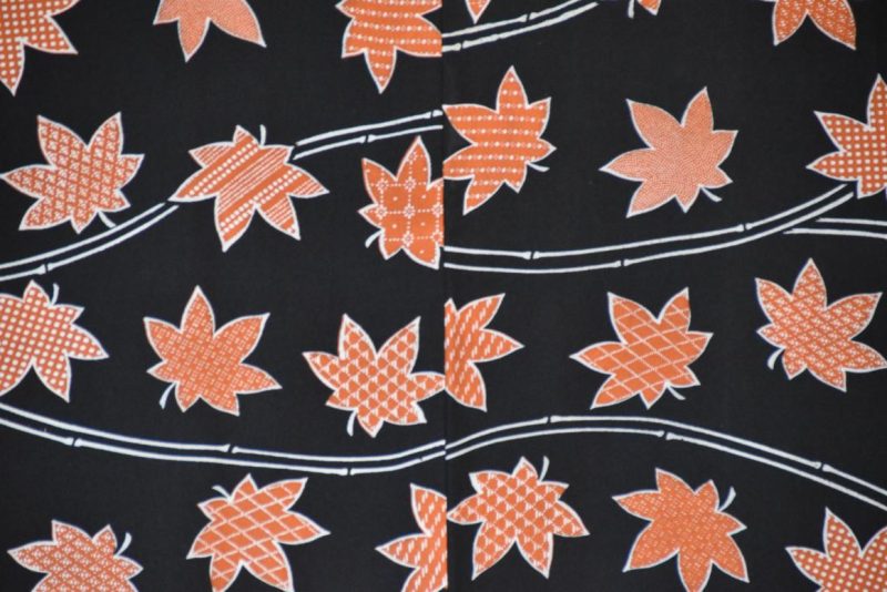 Red and Black Vintage Silk Haori - Image 2