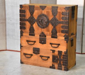 Meiji Period Ryobiraki Kasane Dansu Clothing Chest Width:960mm