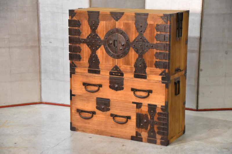 Meiji Period Ryobiraki Kasane Dansu Clothing Chest Width:960mm