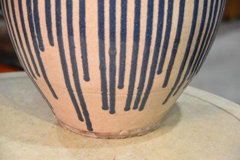 Shigaraki Drip Glaze Pottery Tsubo Urn Height:430mm - Image 6
