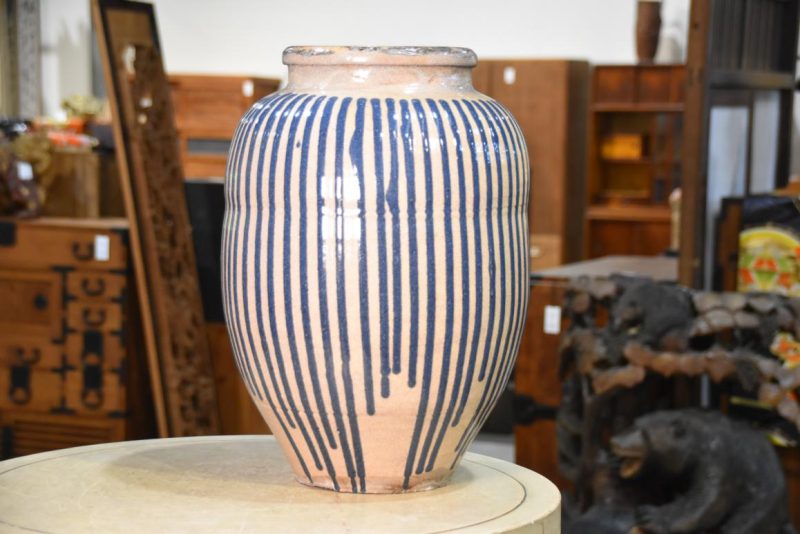 Shigaraki Drip Glaze Pottery Tsubo Urn Height:430mm - Image 4