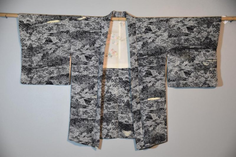 Japanese Silk Jacket Haori - Image 2