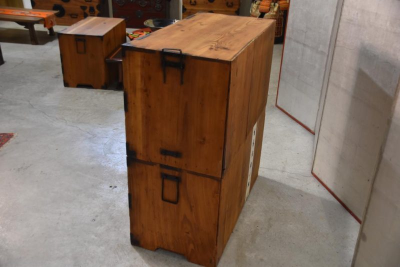 Antique Clothing Chest (2 Sections) Width:880mm - Image 5