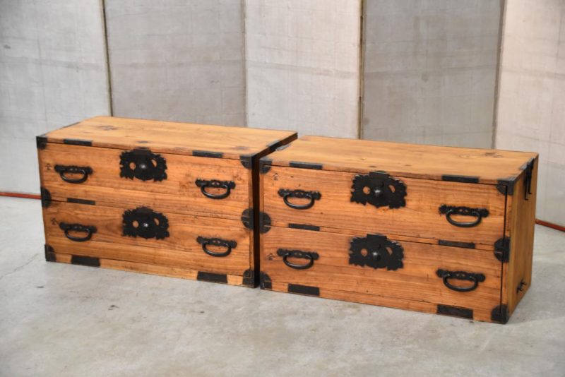 Antique Clothing Chest (2 Sections) Width:880mm - Image 3