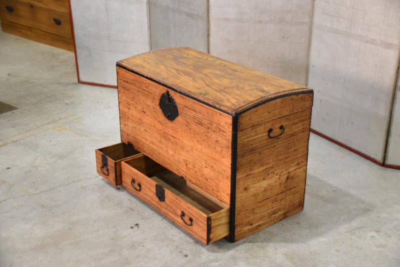 Antique Japanese Trunk Width:880mm - Image 4
