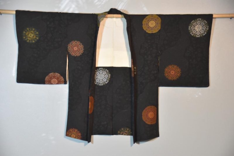Silk Vintage Metallic Thread Hoari Jacket - Image 2