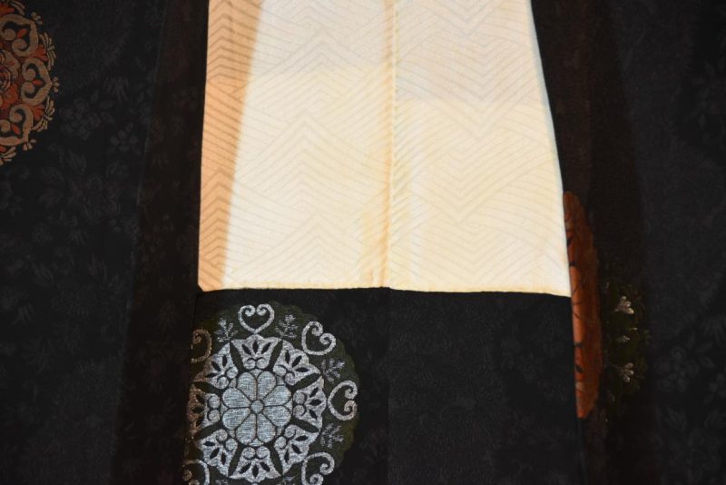 Silk Vintage Metallic Thread Hoari Jacket - Image 8