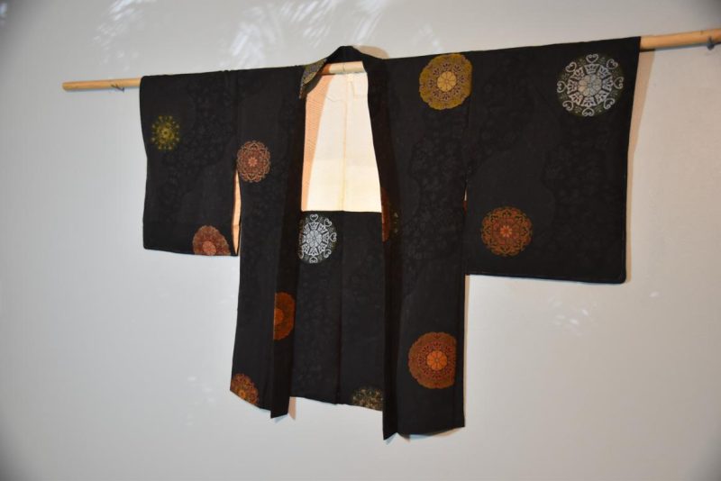 Silk Vintage Metallic Thread Hoari Jacket - Image 7