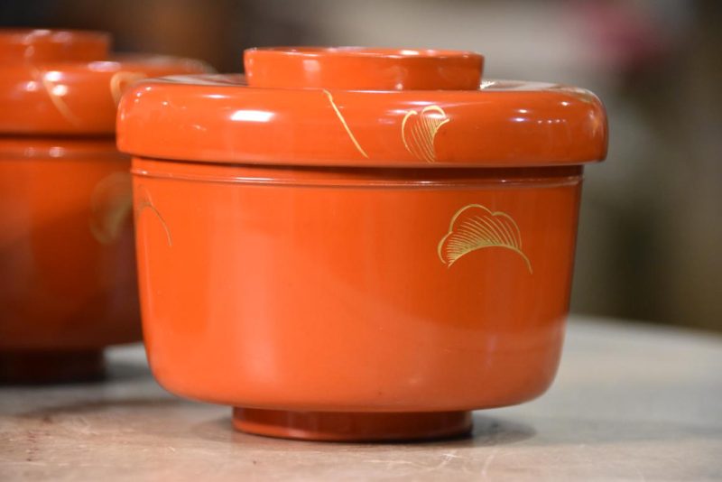 Set of 6 Japanese Lacquered Wood Miso Bowls - Image 4