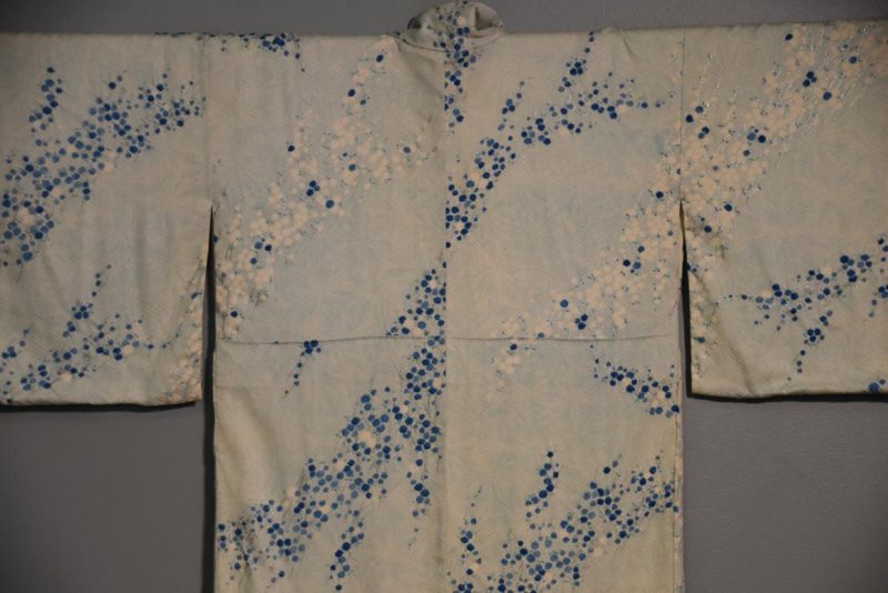 Japanese Vintage Silk Kimono - Image 2