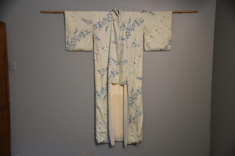 Japanese Vintage Silk Kimono - Image 5