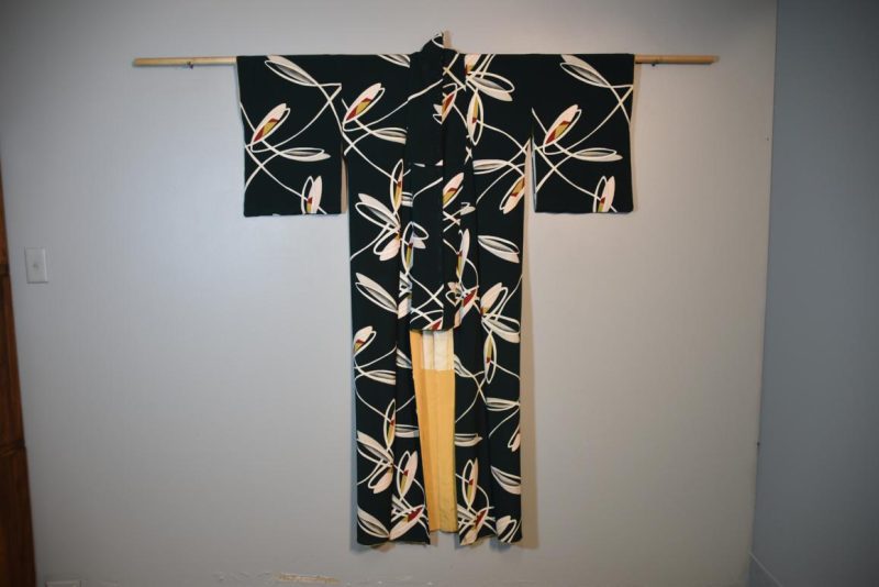 Japanese Vintage Silk Kimono - Image 8
