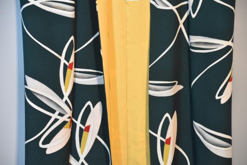 Japanese Vintage Silk Kimono - Image 5