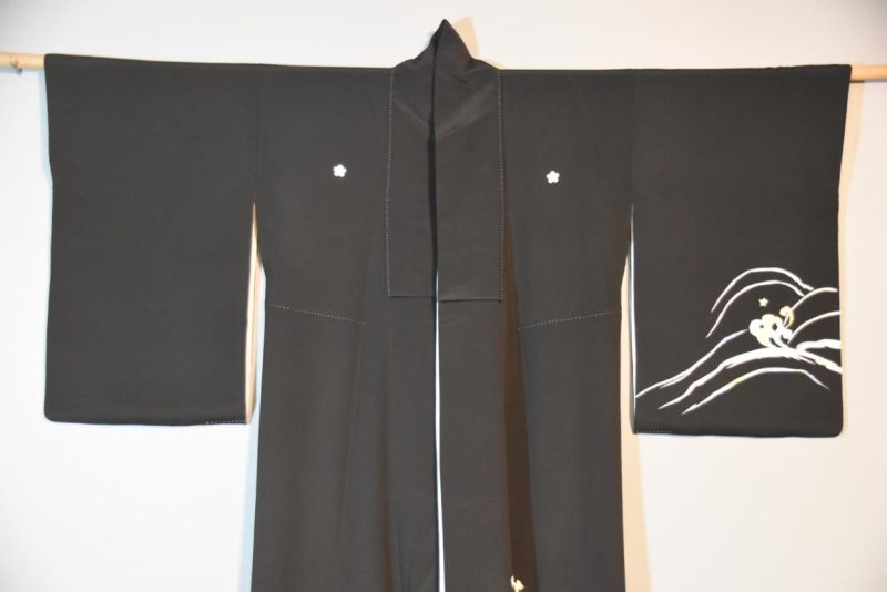 Japanese Vintage Silk Kimono - Image 4