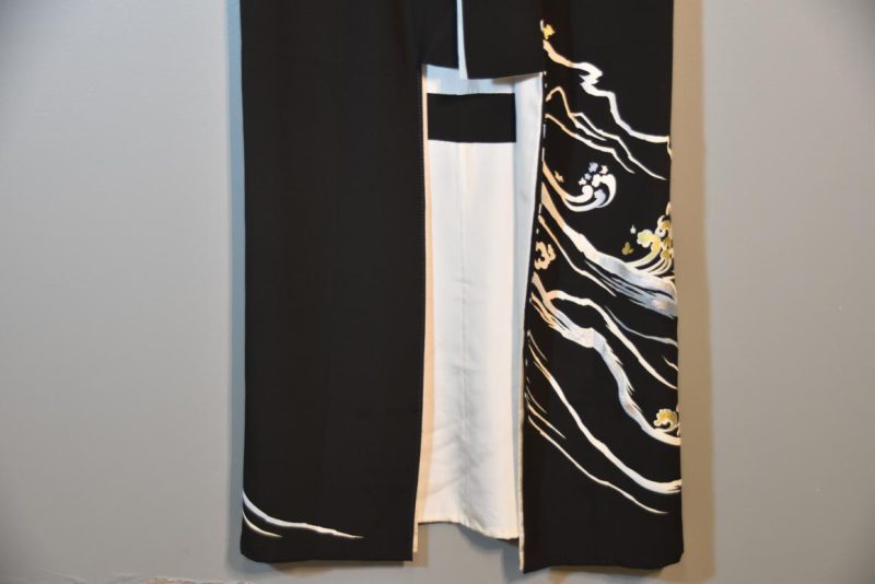 Japanese Vintage Silk Kimono - Image 2