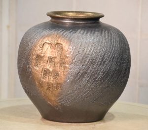 Shigaraki Pottery Metallic Glaze  Vase Width:250mm