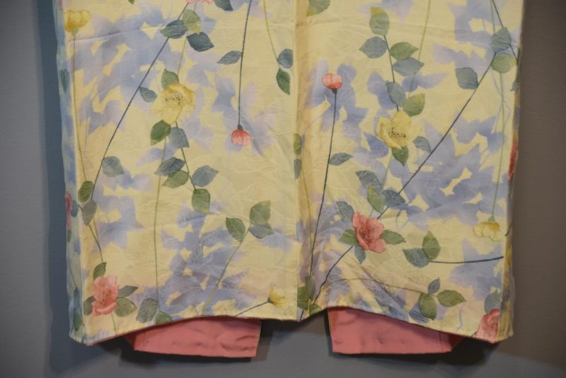 Japanese Vintage Silk Kimono - Image 9