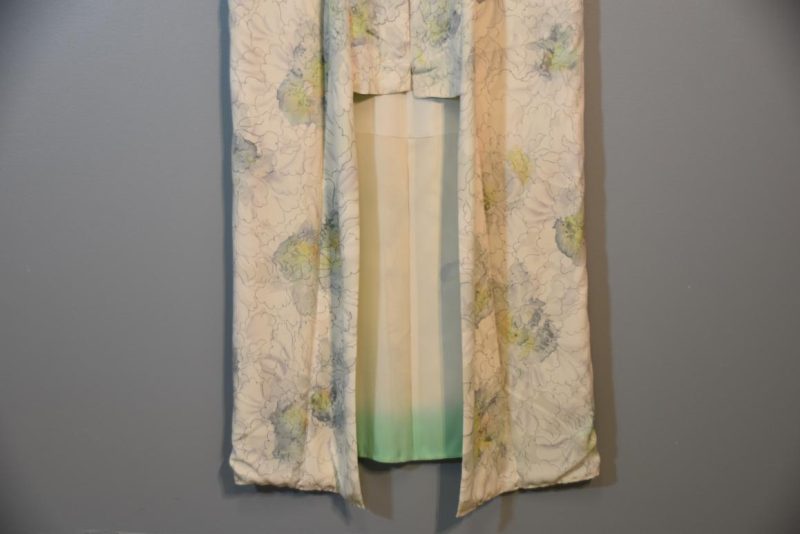 Japanese Vintage Silk Kimono - Image 4