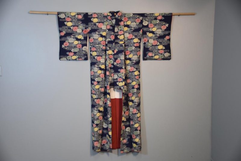 Floral Silk Vintage Kimono - Image 3