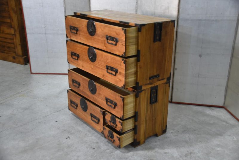 Japanese Antique 4 Drawer Clothing Chest (2 sections) Width:965mm - Image 8