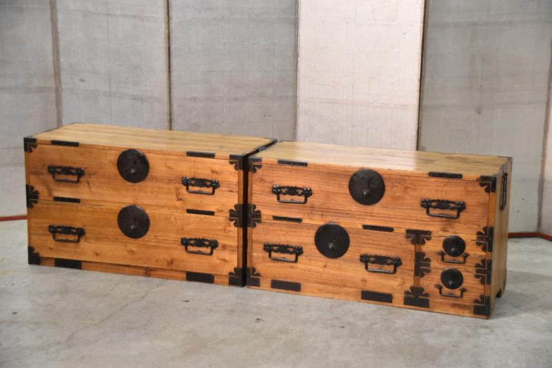 Japanese Antique 4 Drawer Clothing Chest (2 sections) Width:965mm - Image 4