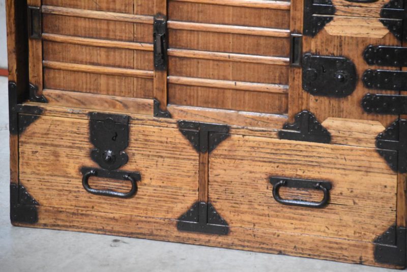 Small Japanese Merchant Chest Width:760mm - Image 10