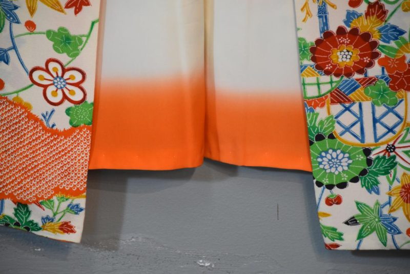 Stunning Vintage Kimono - Image 3