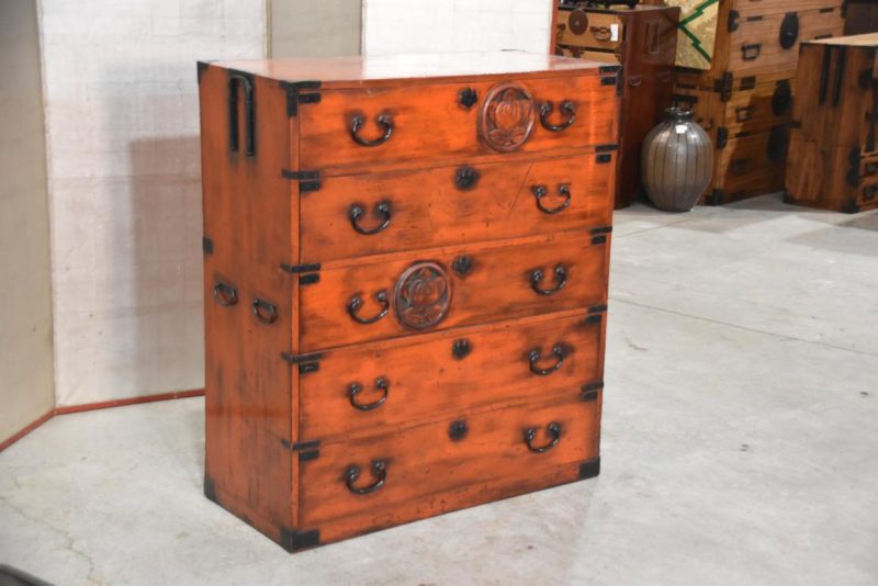 Lacquered Clothing Chest Width:910mm - Image 3