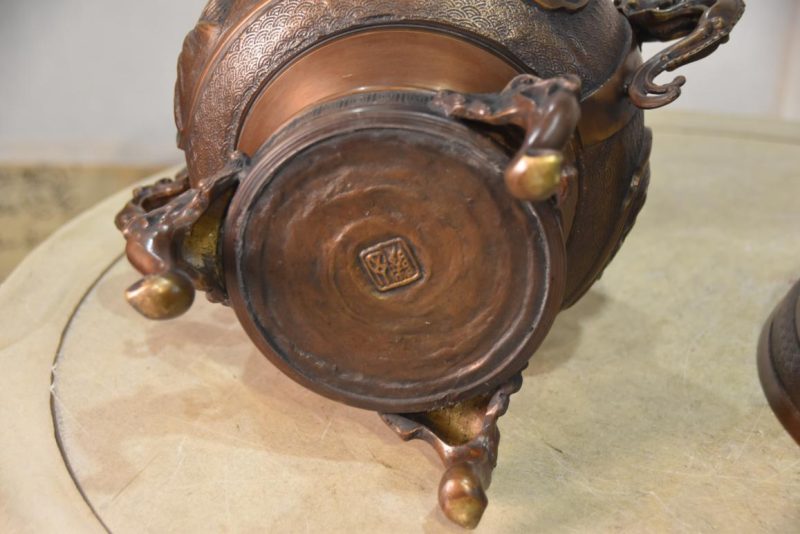 Japanese Cast Bronze Usubata Vase Width:330mm - Image 3