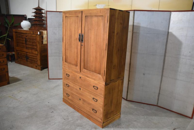 Vintage Wedding Chest 3 Sections Width:1060mm - Image 3