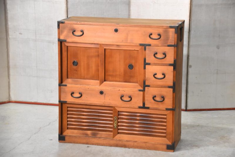 Choba Dansu Traditional Japanese Merchant Chest Width:955mm - Image 2