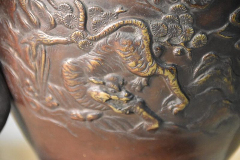 Japanese Cast Bronze Usubata Vase Width:391mm - Image 8