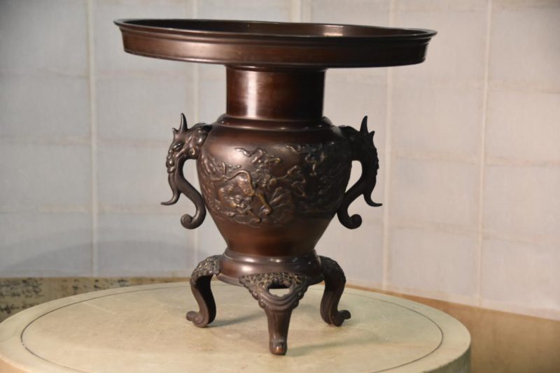 Japanese Cast Bronze Usubata Vase Width:391mm