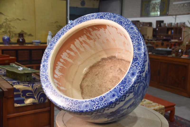 Large Blue and White Hibachi Urn Width:525mm - Image 5