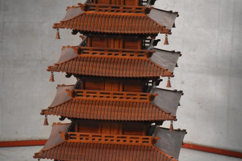 Hardwood Japanese Pagoda Height:1020mm - Image 10